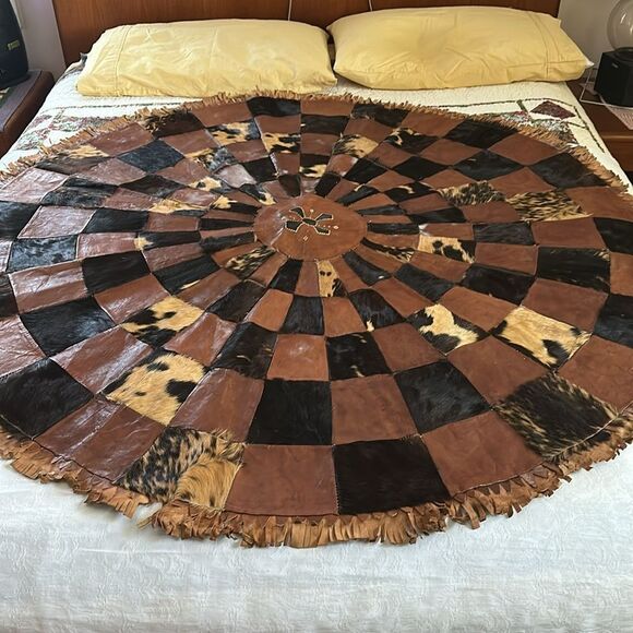 Leather Cowhide Patchwork Circular Rug Brown and Black - Picture 1 of 15